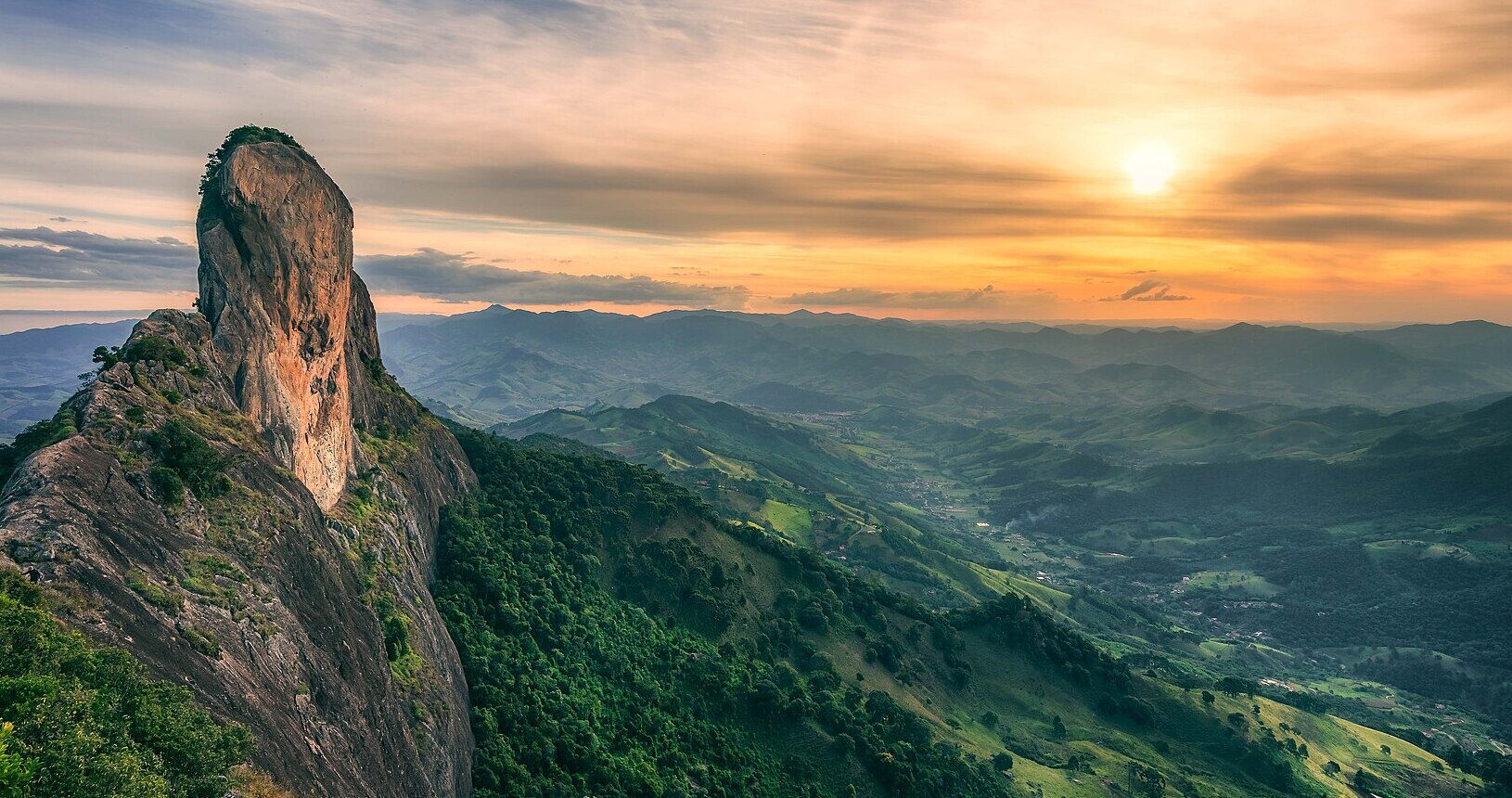 Monumento Natural Estadual da Pedra do Baú (Foto: Rodrigo Rosa)